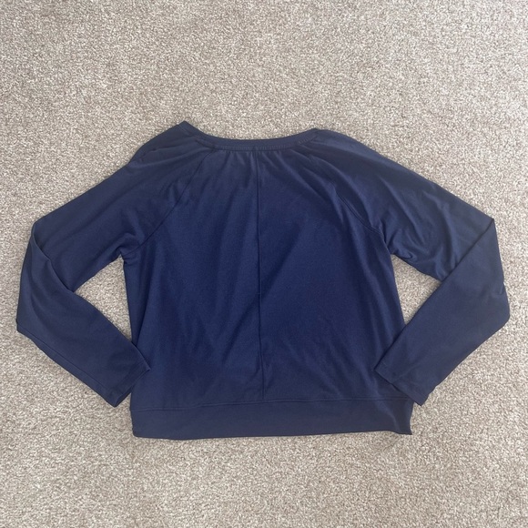 Apana Blue Workout Shirt With Twist Women's Size Medium - Picture 6 of 7